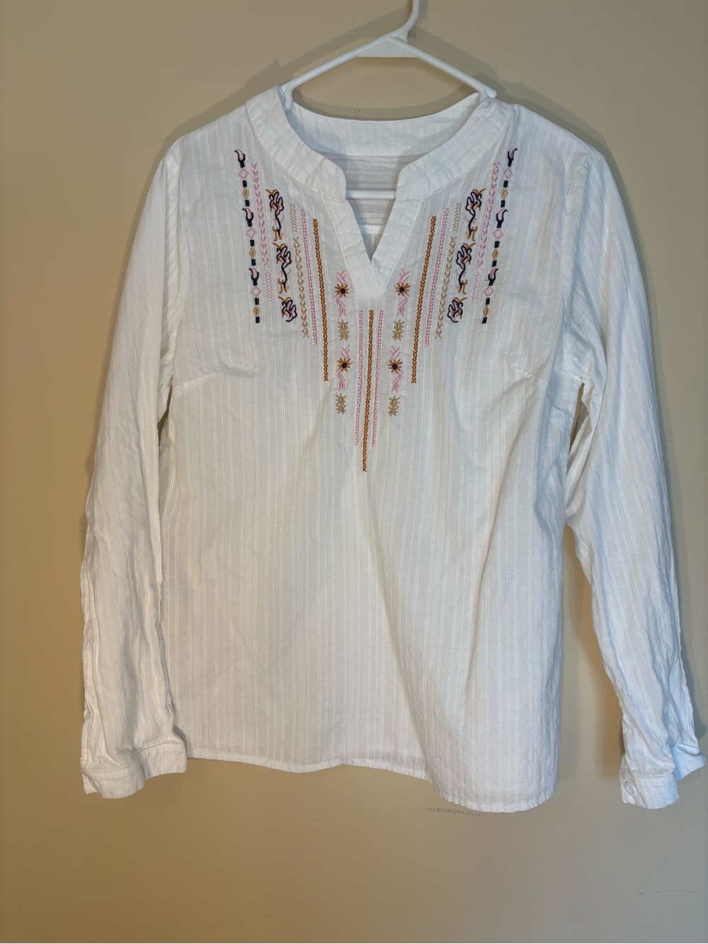 White Embroidered Long-Sleeve V-Neck Tunic Top